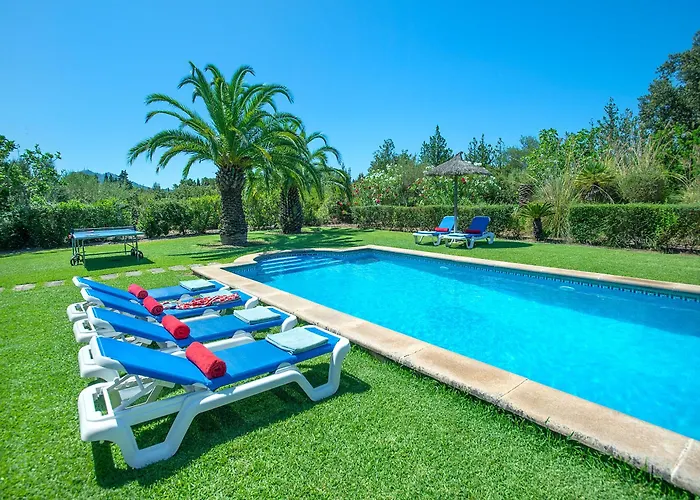 Owl Bobis - Family Holidays With Private Pool Villa