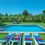 Owl Bobis - Family Holidays With Private Pool *