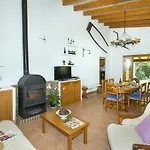 Owl Bobis - Family Holidays With Private Pool Villa