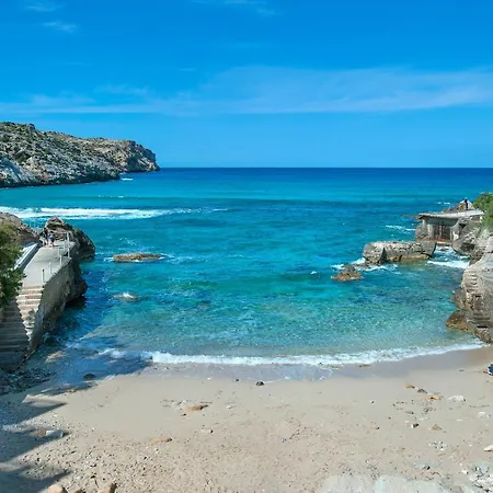 Owl Bobis - Family Holidays With Private Pool Port de Pollenca