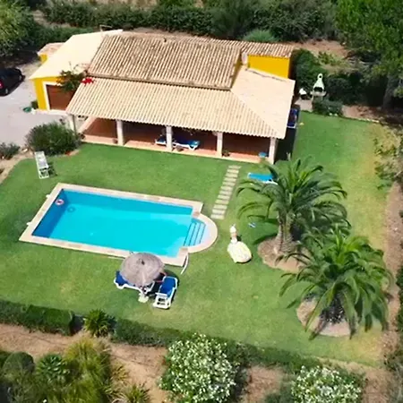 Villa Owl Bobis - Family Holidays With Private Pool *
