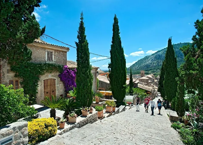 Villa Owl Bobis - Family Holidays With Private Pool Port de Pollença