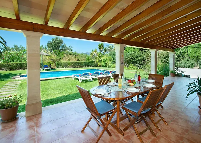 Owl Bobis - Family Holidays With Private Pool *